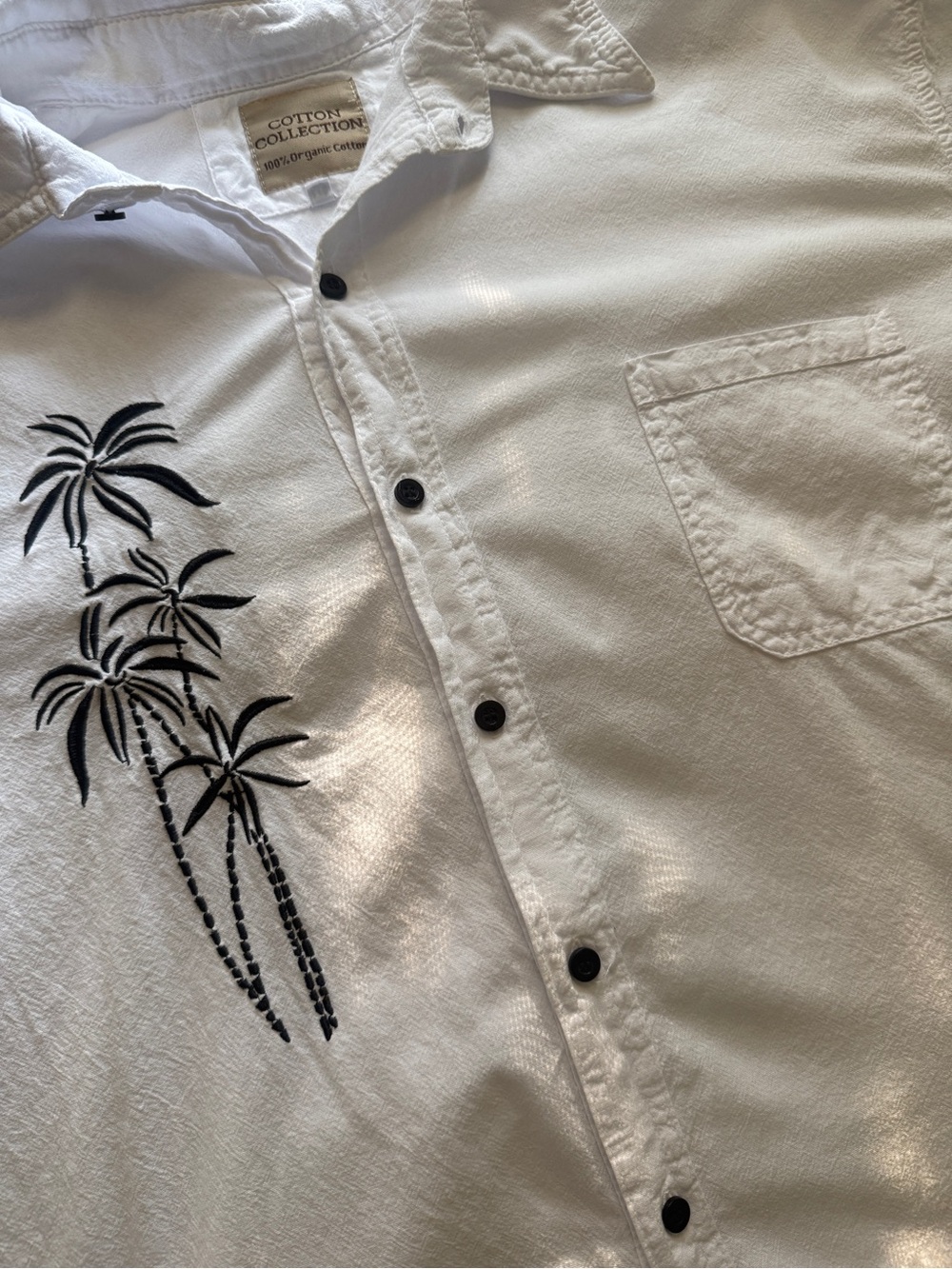 Cotton Collection White Button-Up T-Shirt - Picture 3 of 5